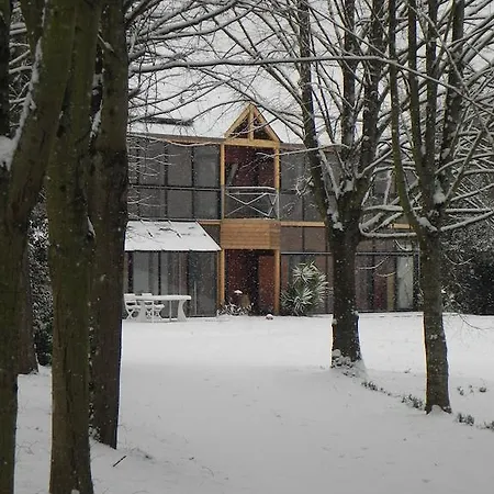 Bed & Breakfast Chambres D'hotes Les Coteaux D'uzos 2*