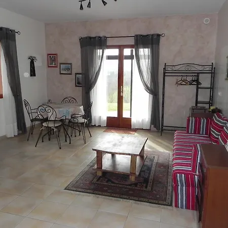 Bed & Breakfast Chambres D'hotes Les Coteaux D'uzos 2*